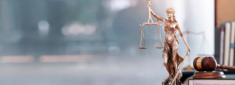 Statue von Justitia, der Göttin für Gerechtigkeit